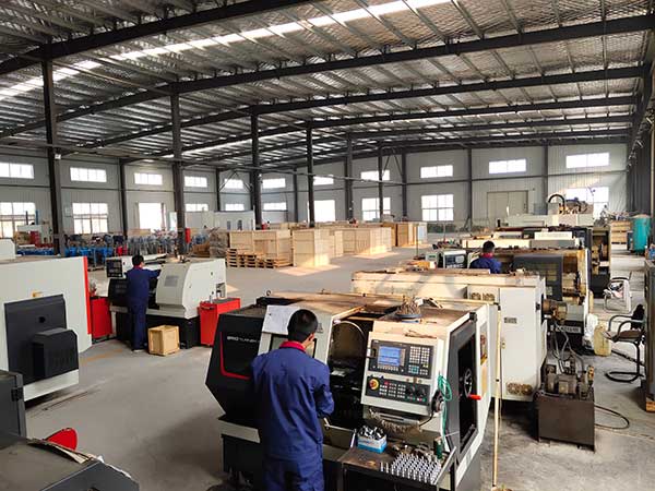 聚氨酯保溫發(fā)泡機(jī)(圖1) 濟(jì)南九旭發(fā)泡機(jī)配件數(shù)控生產(chǎn)中心