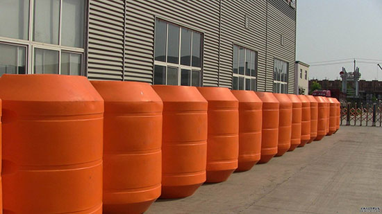 聚氨酯浮球 Q2600聚氨酯發(fā)泡機 澆注成型(圖1) 聚氨酯浮球