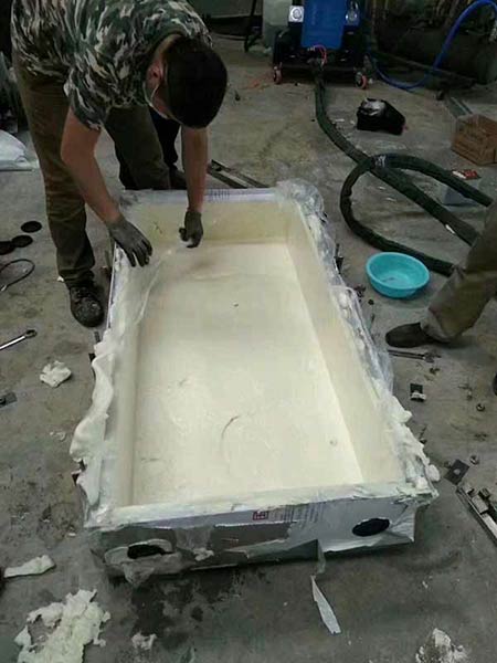 箱體隔熱保溫硬質聚氨酯發(fā)泡